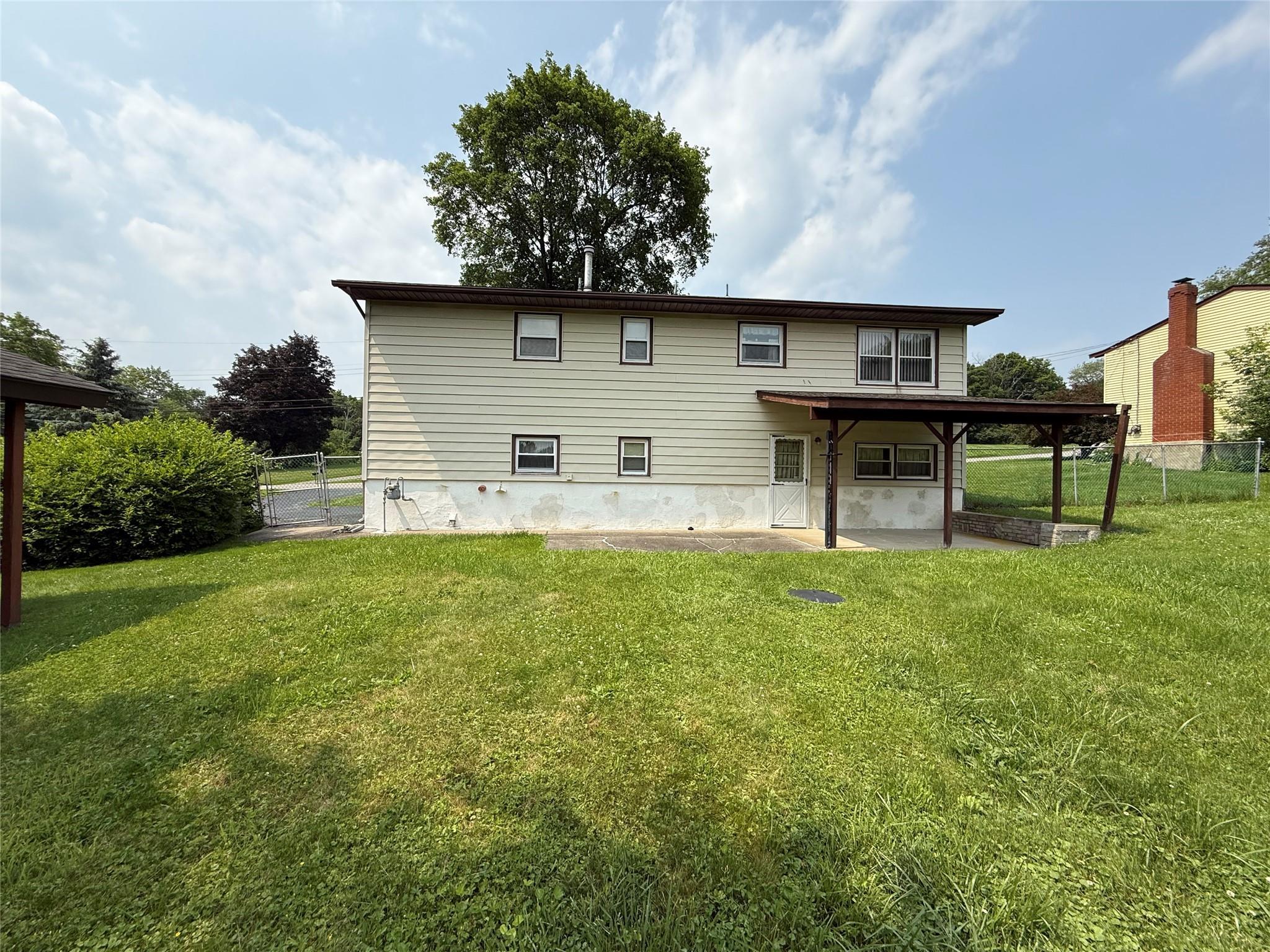 Single Family Derick  Dutchess County, NY 12524, MLS-877731-24