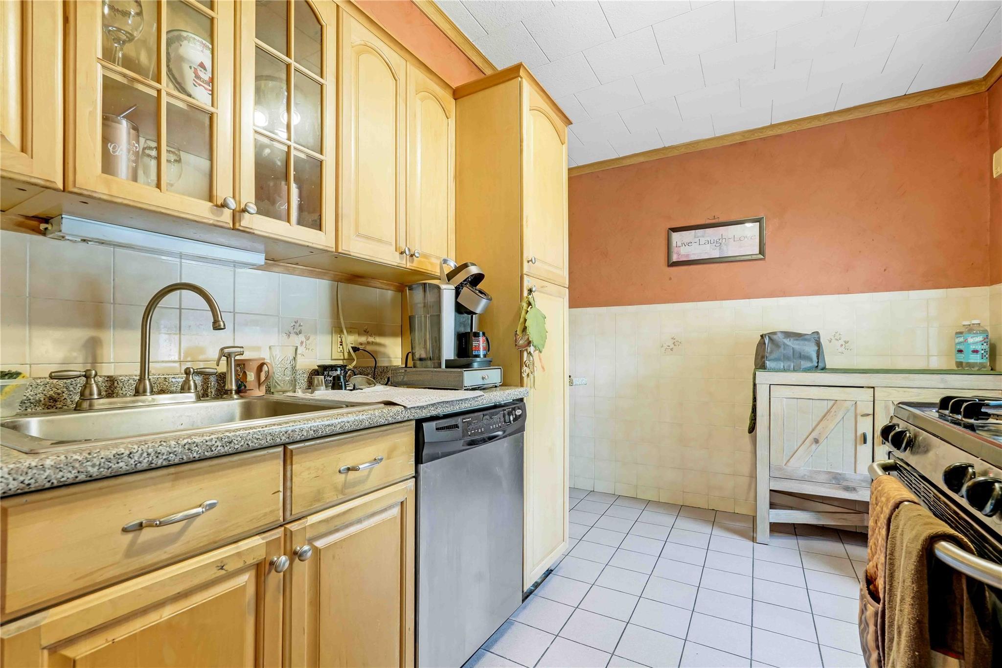 Single Family 168th  Queens, NY 11365, MLS-877746-5