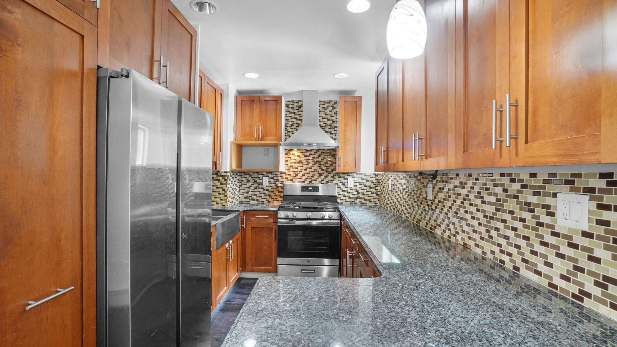 Single Family 184th  Queens, NY 11423, MLS-877755-16