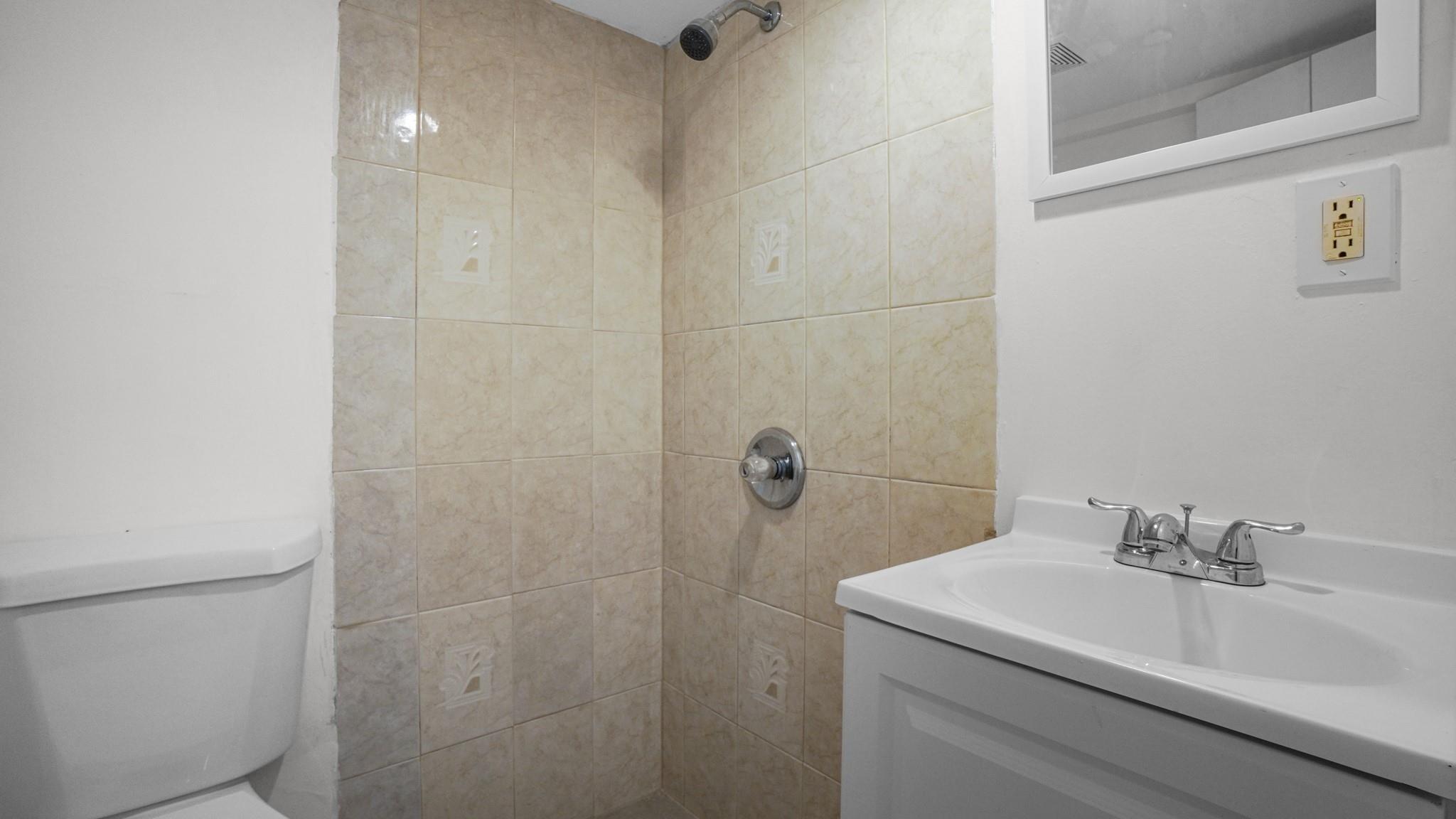 Single Family 184th  Queens, NY 11423, MLS-877755-29
