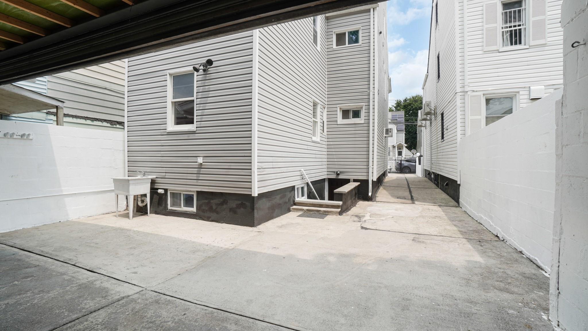 Single Family 184th  Queens, NY 11423, MLS-877755-3
