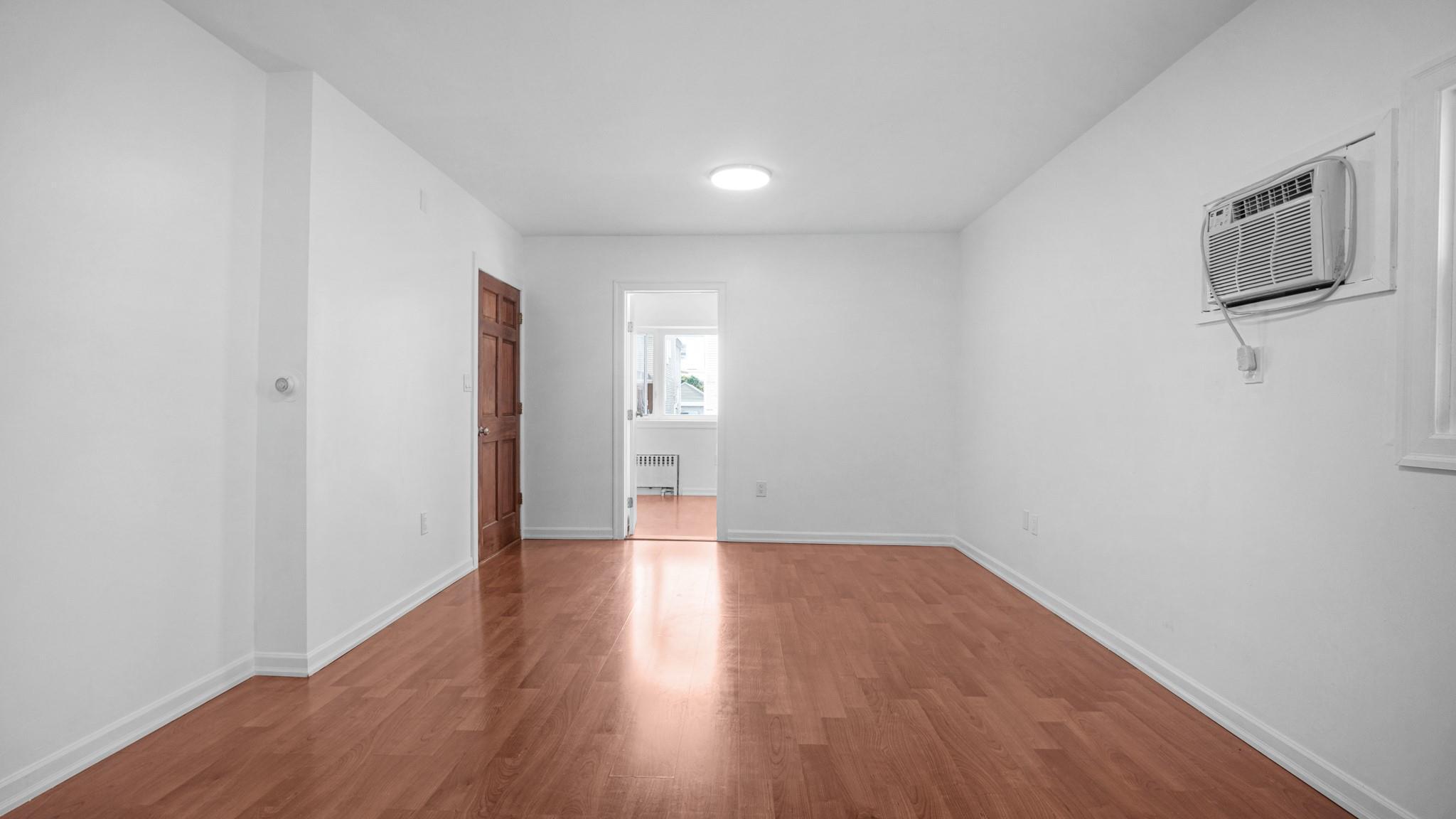 Single Family 184th  Queens, NY 11423, MLS-877755-7