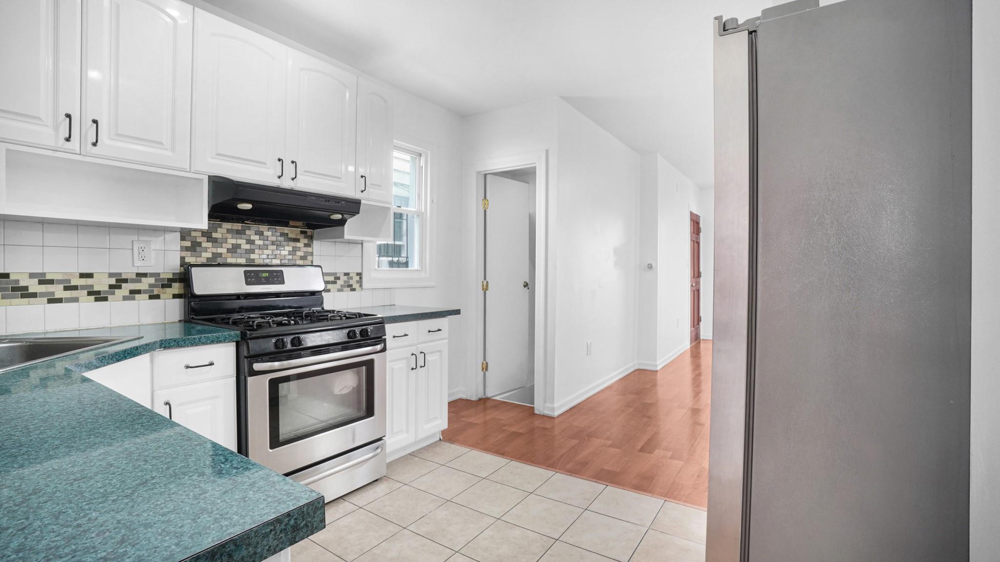 Single Family 184th  Queens, NY 11423, MLS-877755-9