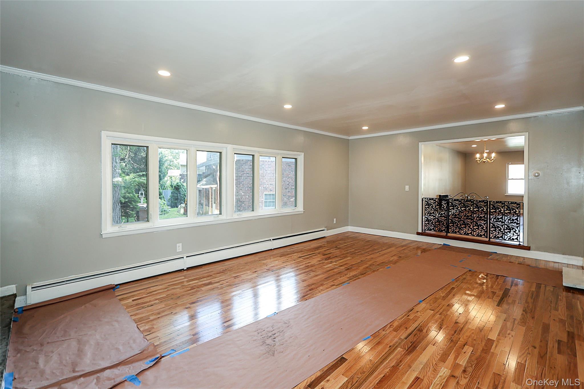 Single Family Brookdale Nassau County, NY 11542, MLS-877788-12