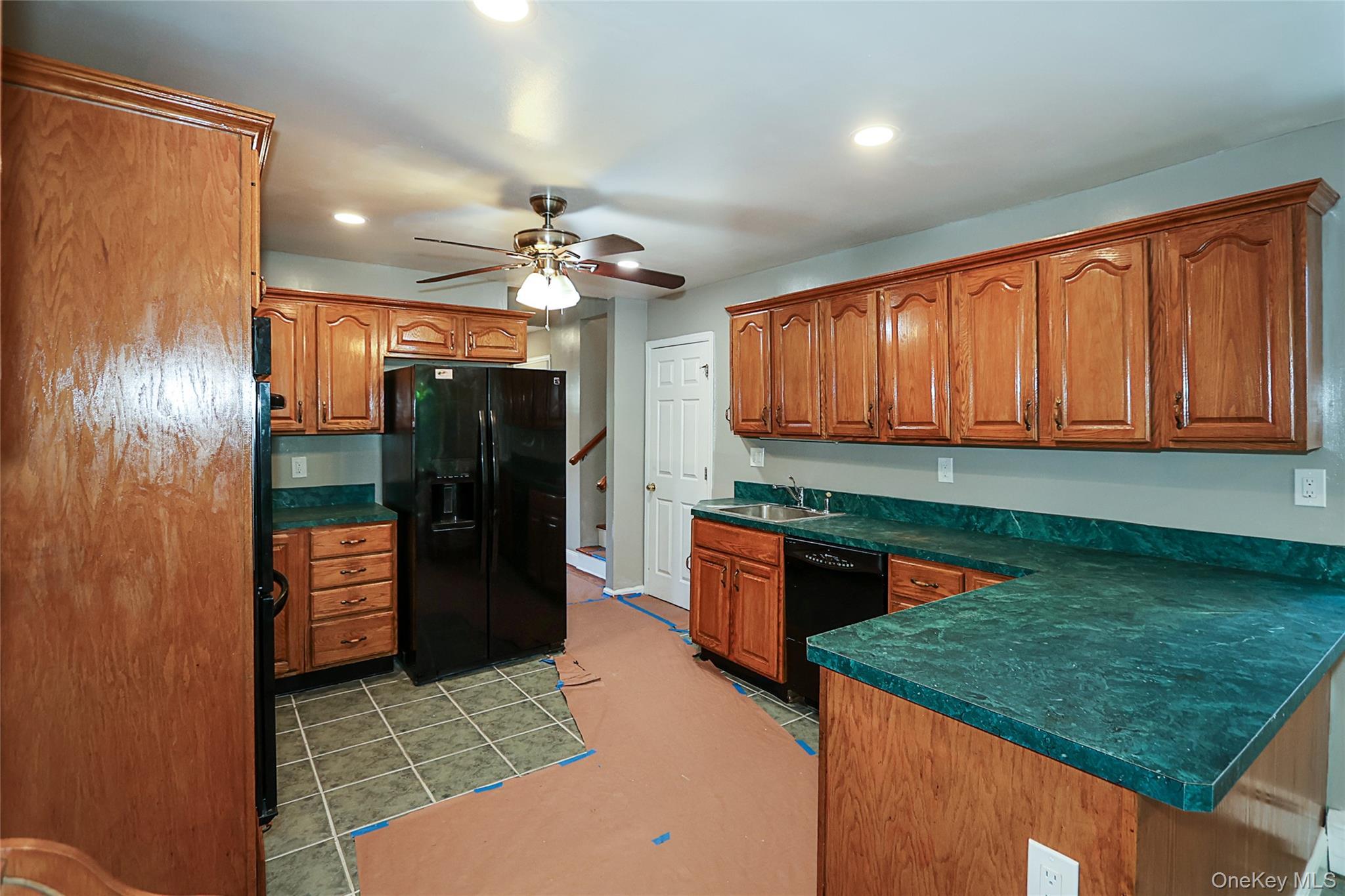 Single Family Brookdale Nassau County, NY 11542, MLS-877788-14