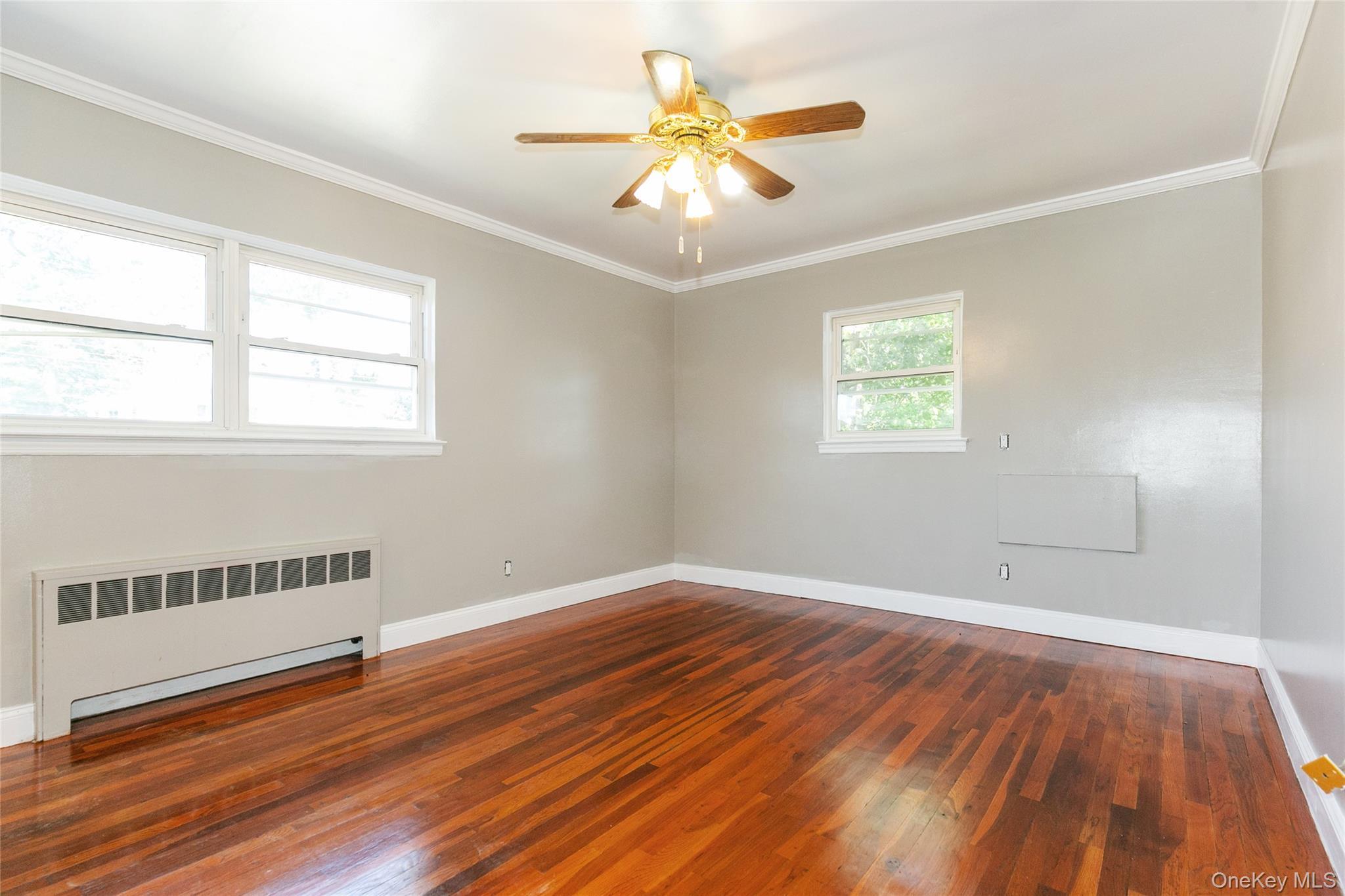 Single Family Brookdale Nassau County, NY 11542, MLS-877788-22