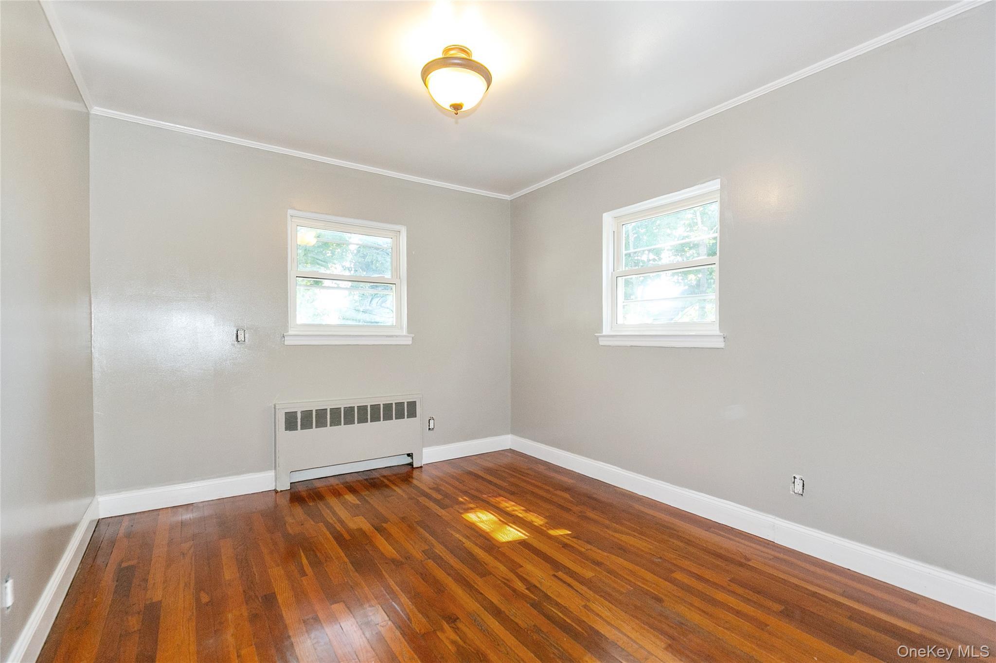 Single Family Brookdale Nassau County, NY 11542, MLS-877788-26