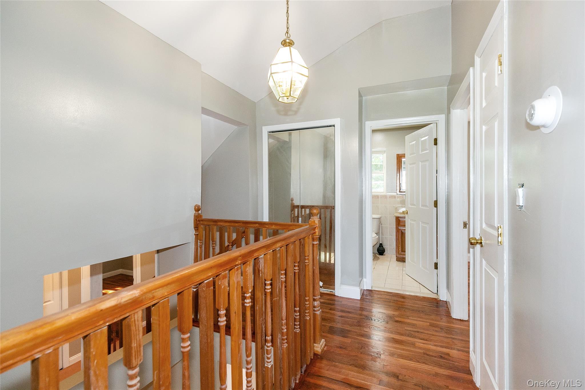 Single Family Brookdale Nassau County, NY 11542, MLS-877788-31