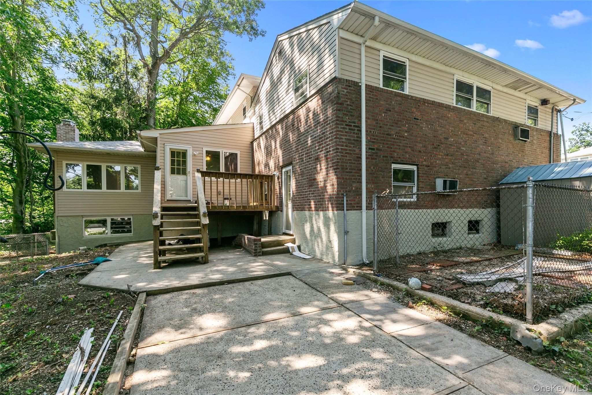 Single Family Brookdale Nassau County, NY 11542, MLS-877788-49