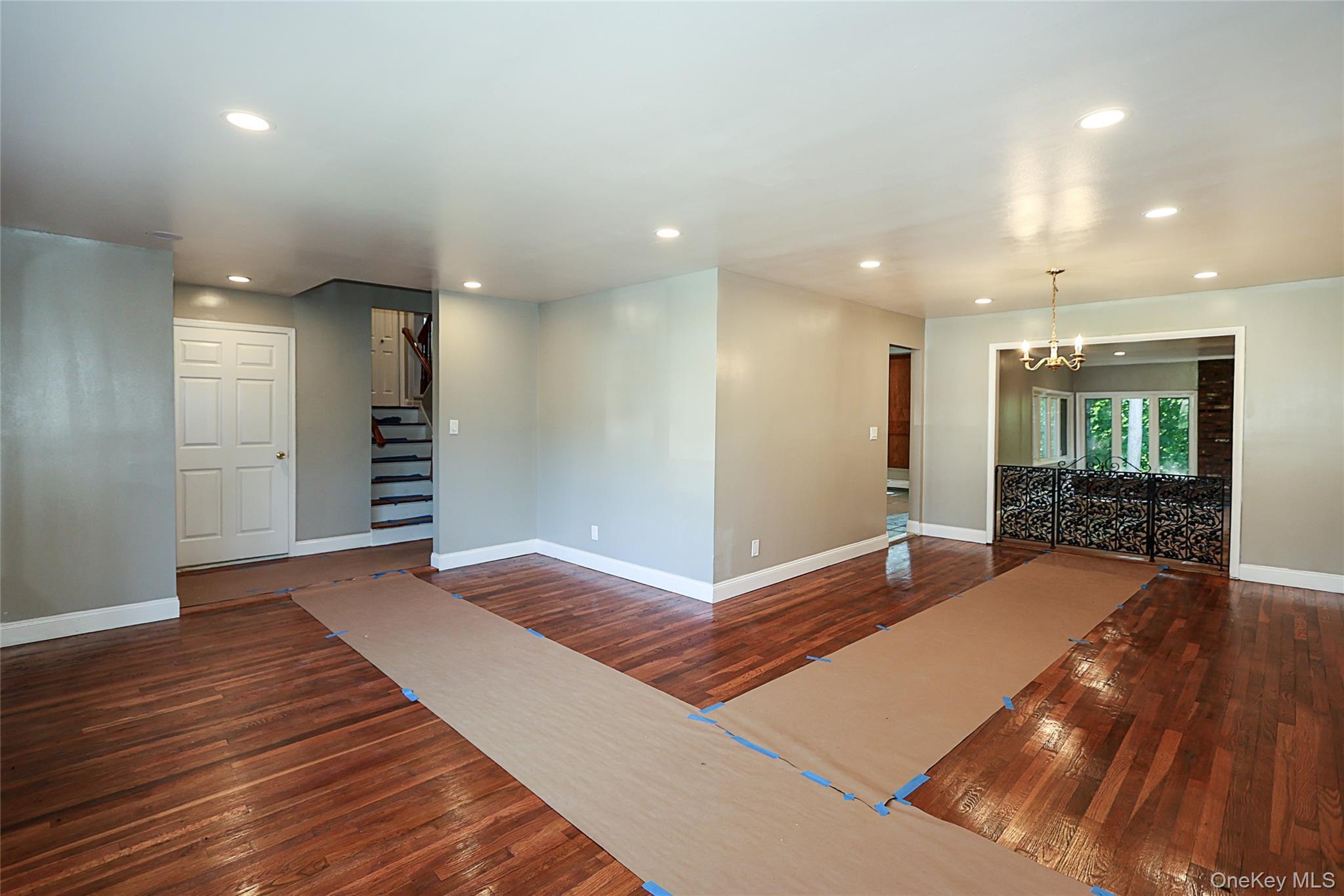 Single Family Brookdale Nassau County, NY 11542, MLS-877788-7