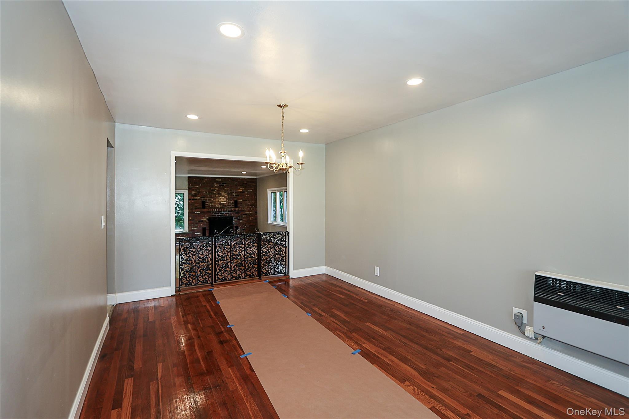 Single Family Brookdale Nassau County, NY 11542, MLS-877788-8