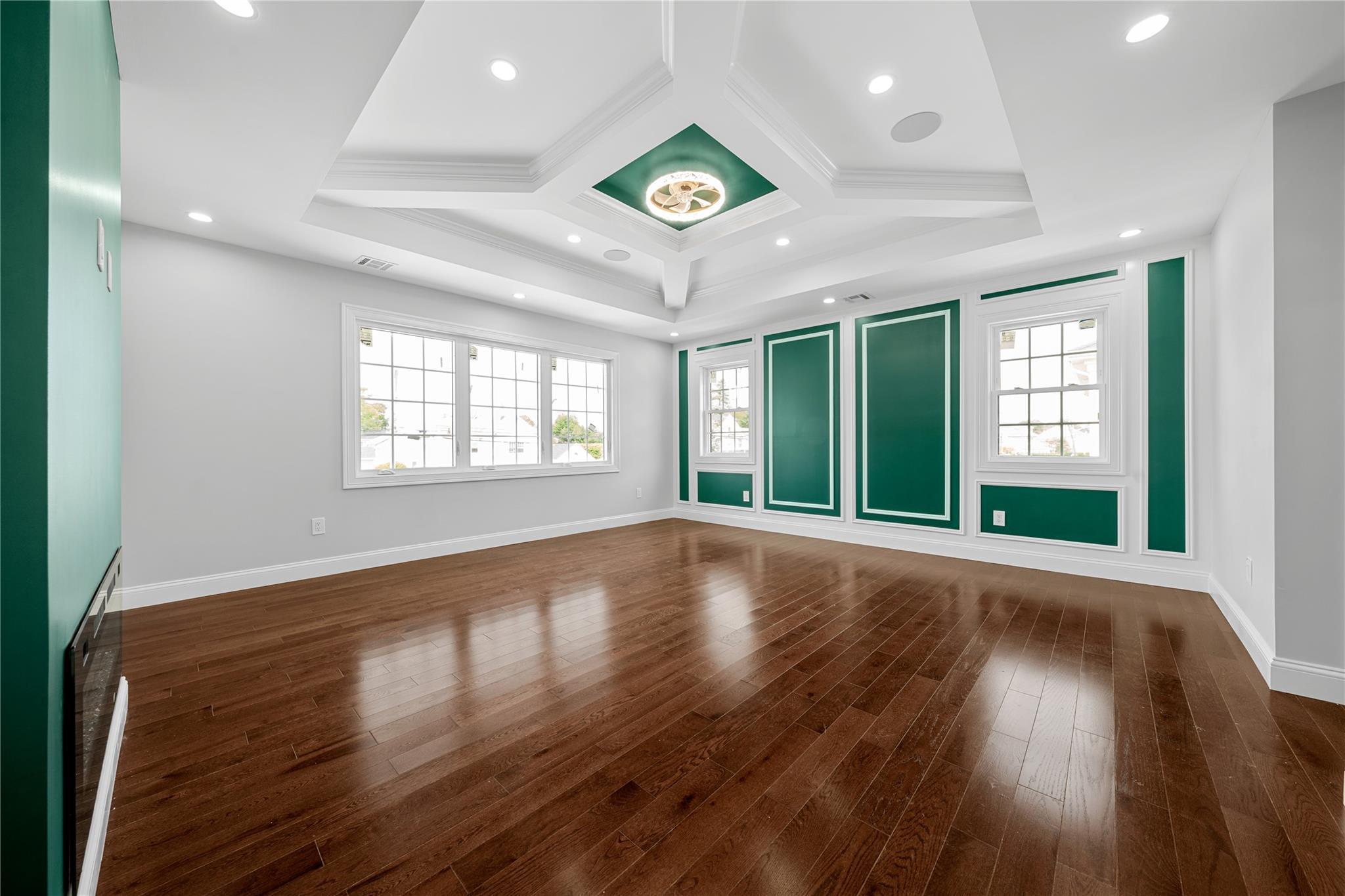 Single Family Cedar  Nassau County, NY 11801, MLS-877811-37