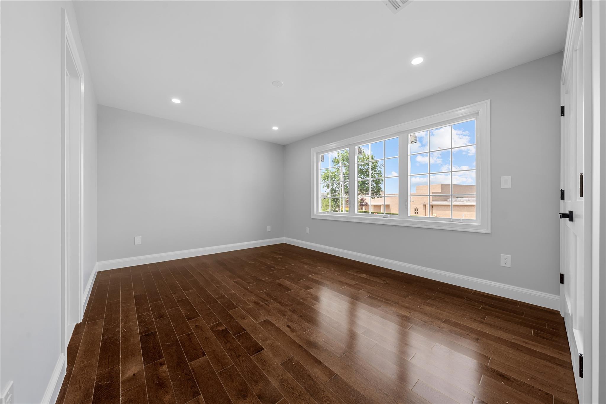 Single Family Cedar  Nassau County, NY 11801, MLS-877811-41