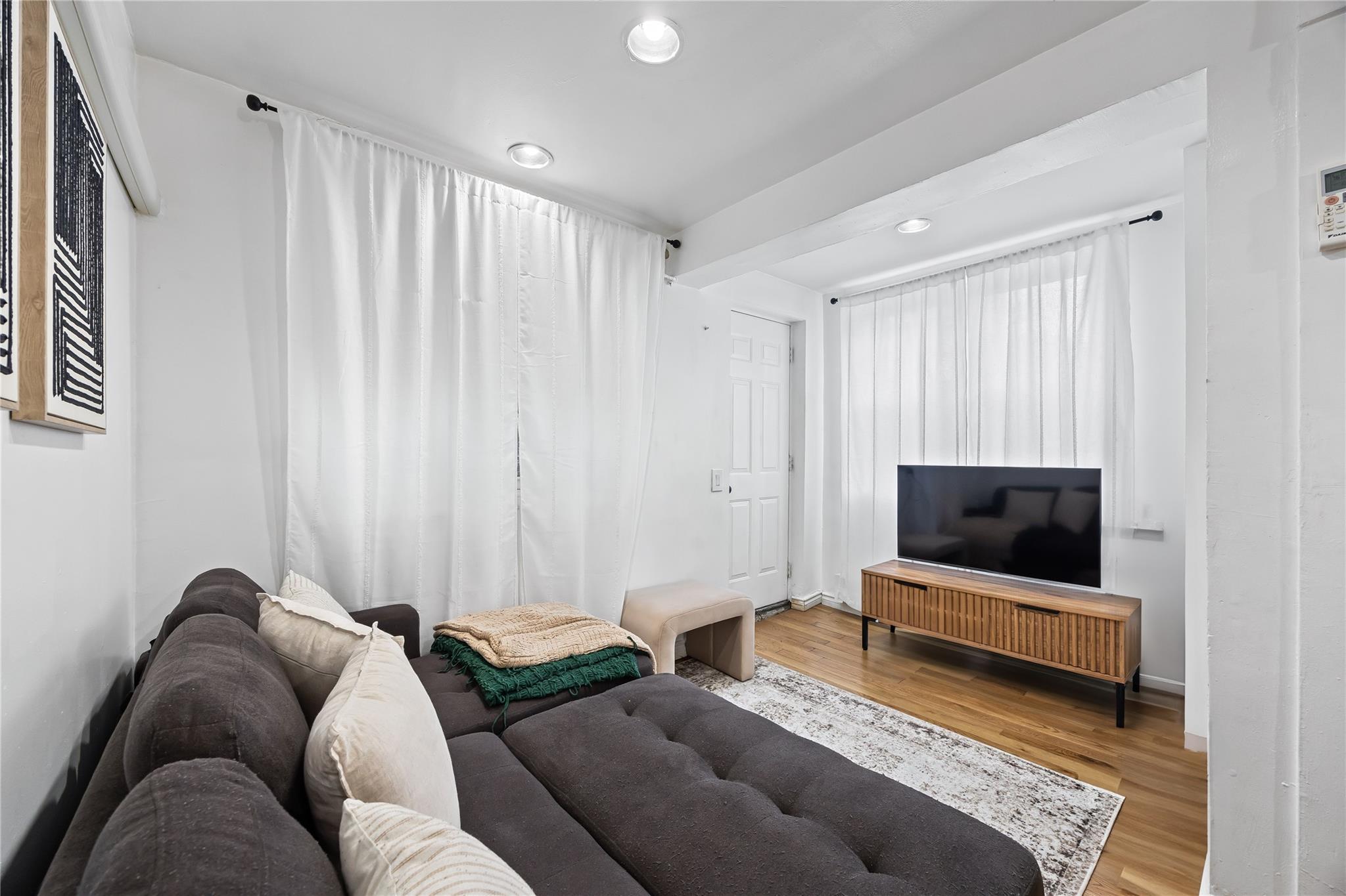 Single Family Avenue K  Brooklyn, NY 11234, MLS-877816-12
