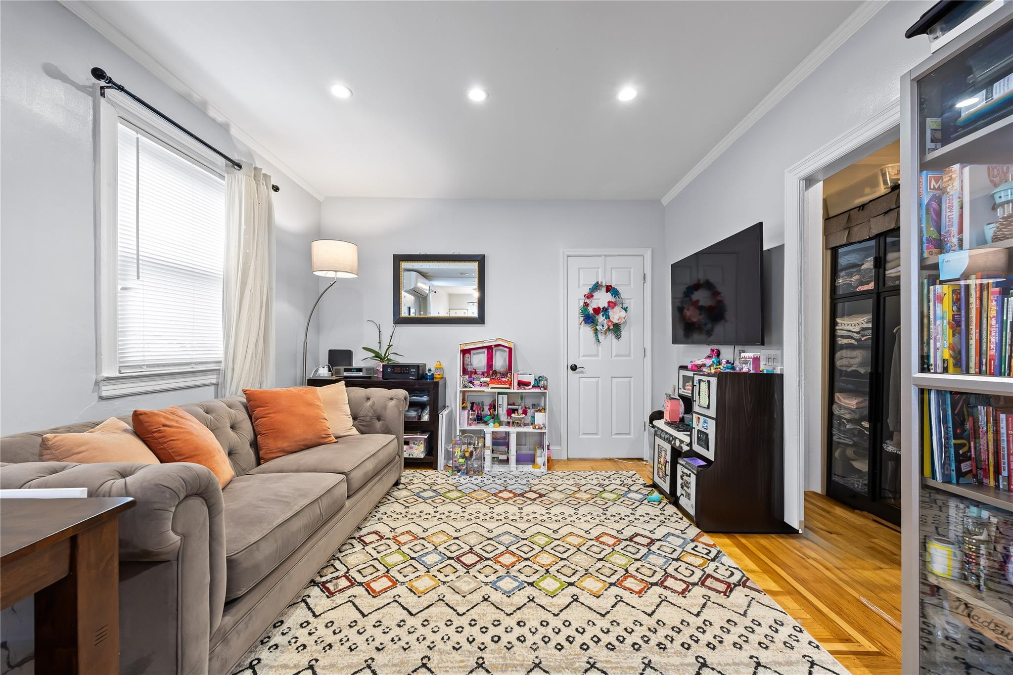 Single Family Avenue K  Brooklyn, NY 11234, MLS-877816-3