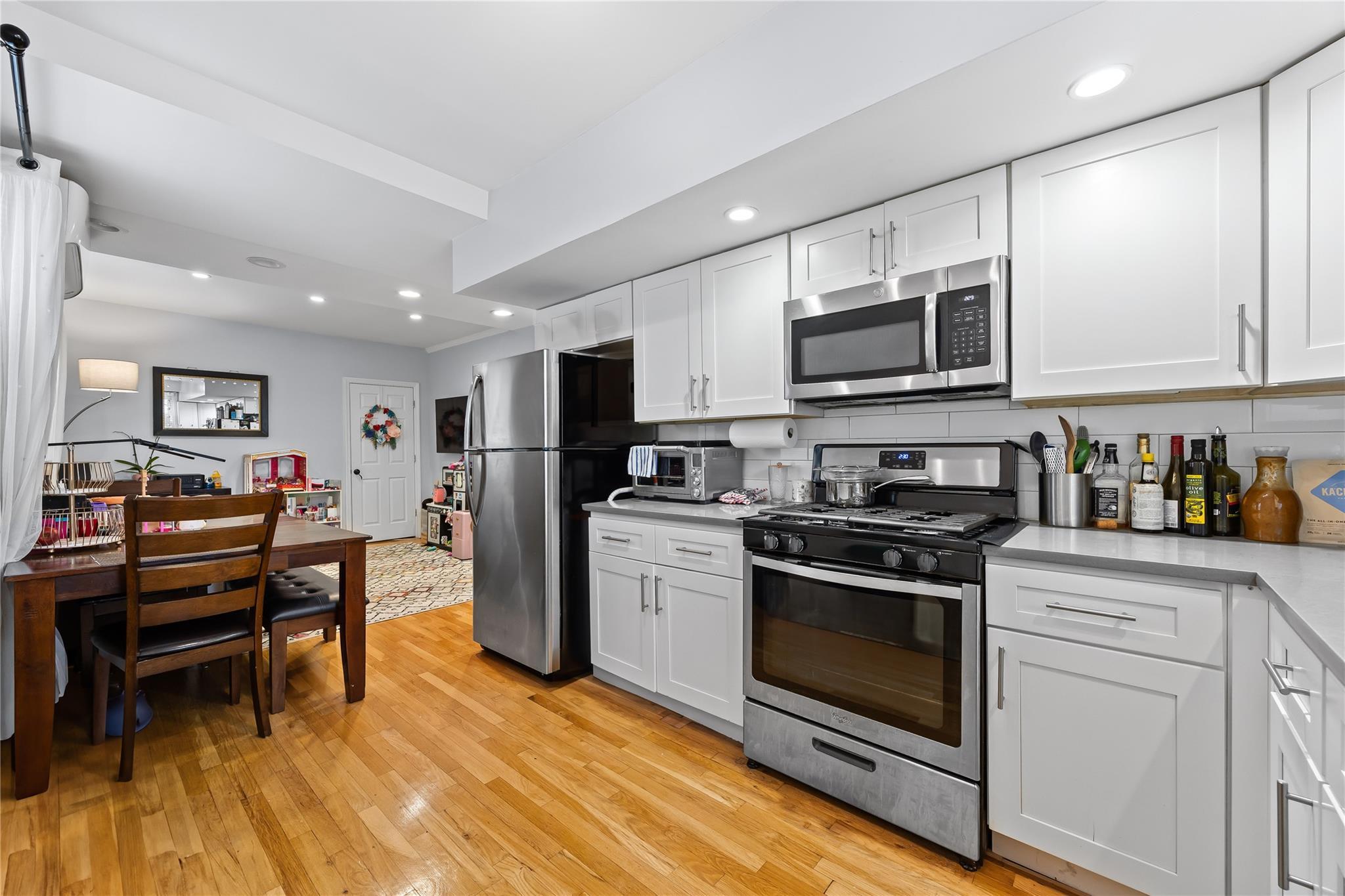 Single Family Avenue K  Brooklyn, NY 11234, MLS-877816-5