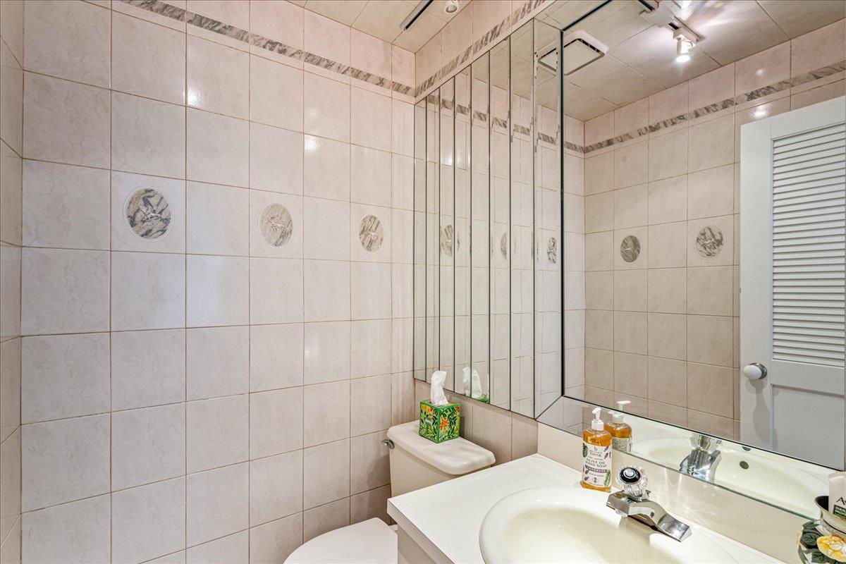 Single Family Riverside  Queens, NY 11357, MLS-877840-15