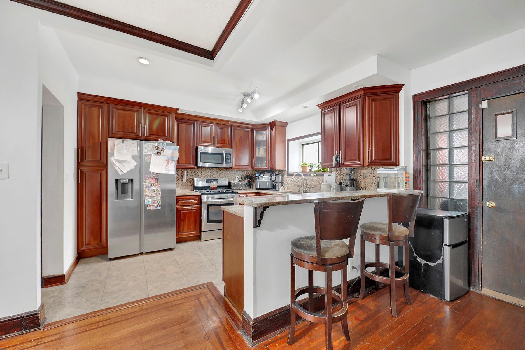 Single Family Anderson Rd  Queens, NY 11434, MLS-877846-15