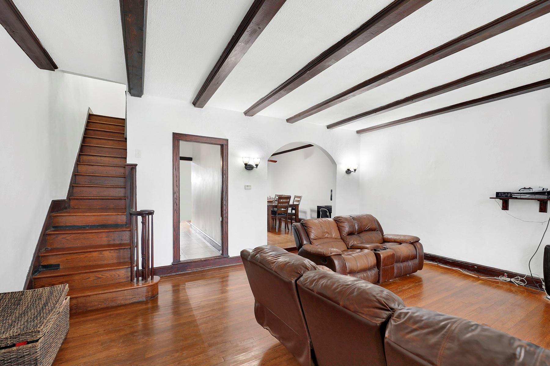Single Family Anderson Rd  Queens, NY 11434, MLS-877846-3