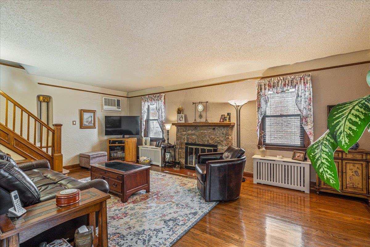 Single Family 25th  Queens, NY 11358, MLS-877857-5