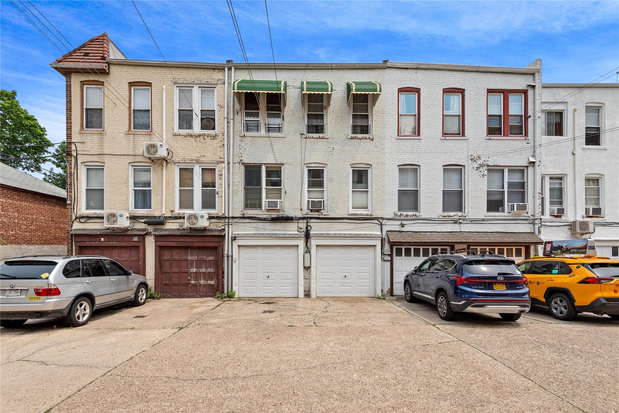 Single Family 64th  Queens, NY 11377, MLS-877863-18