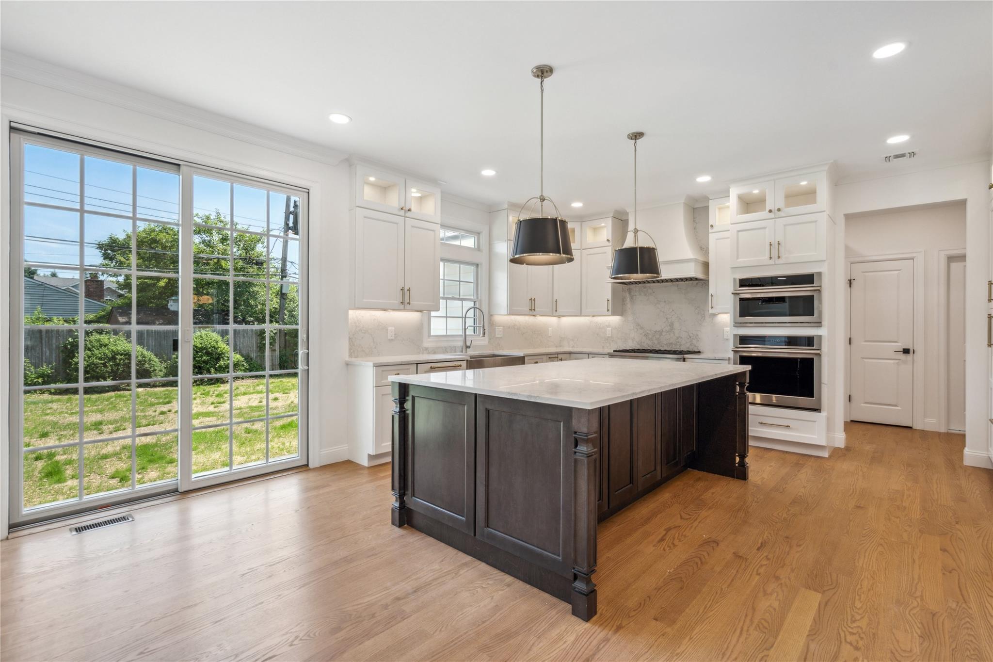 Single Family Calvin  Nassau County, NY 11791, MLS-877869-4