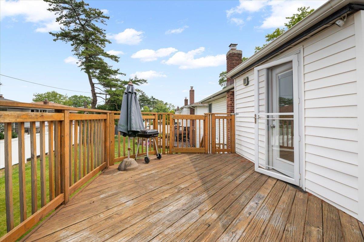 Single Family Eagle  Nassau County, NY 11581, MLS-877875-11