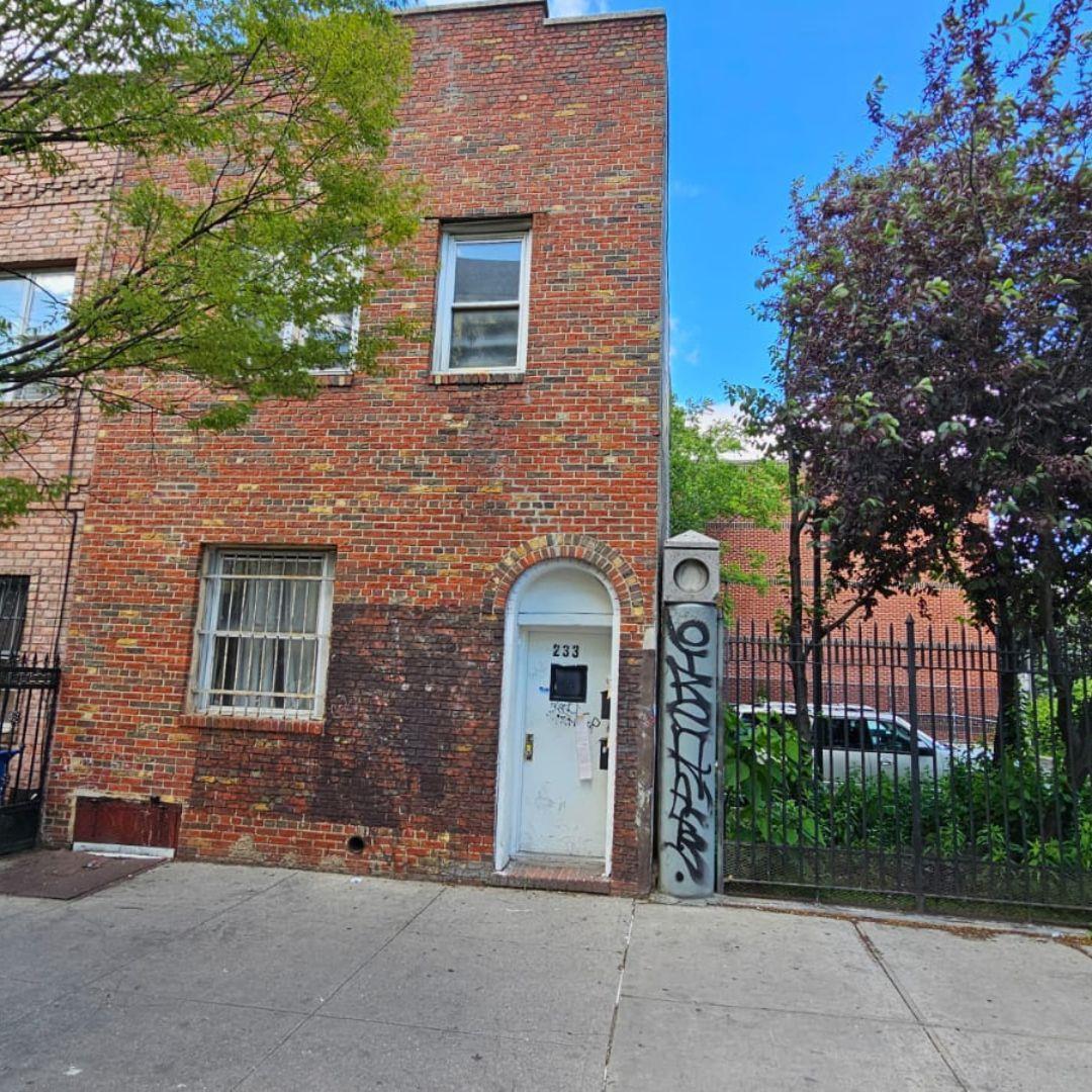 Single Family Central  Brooklyn, NY 11221, MLS-877885-3