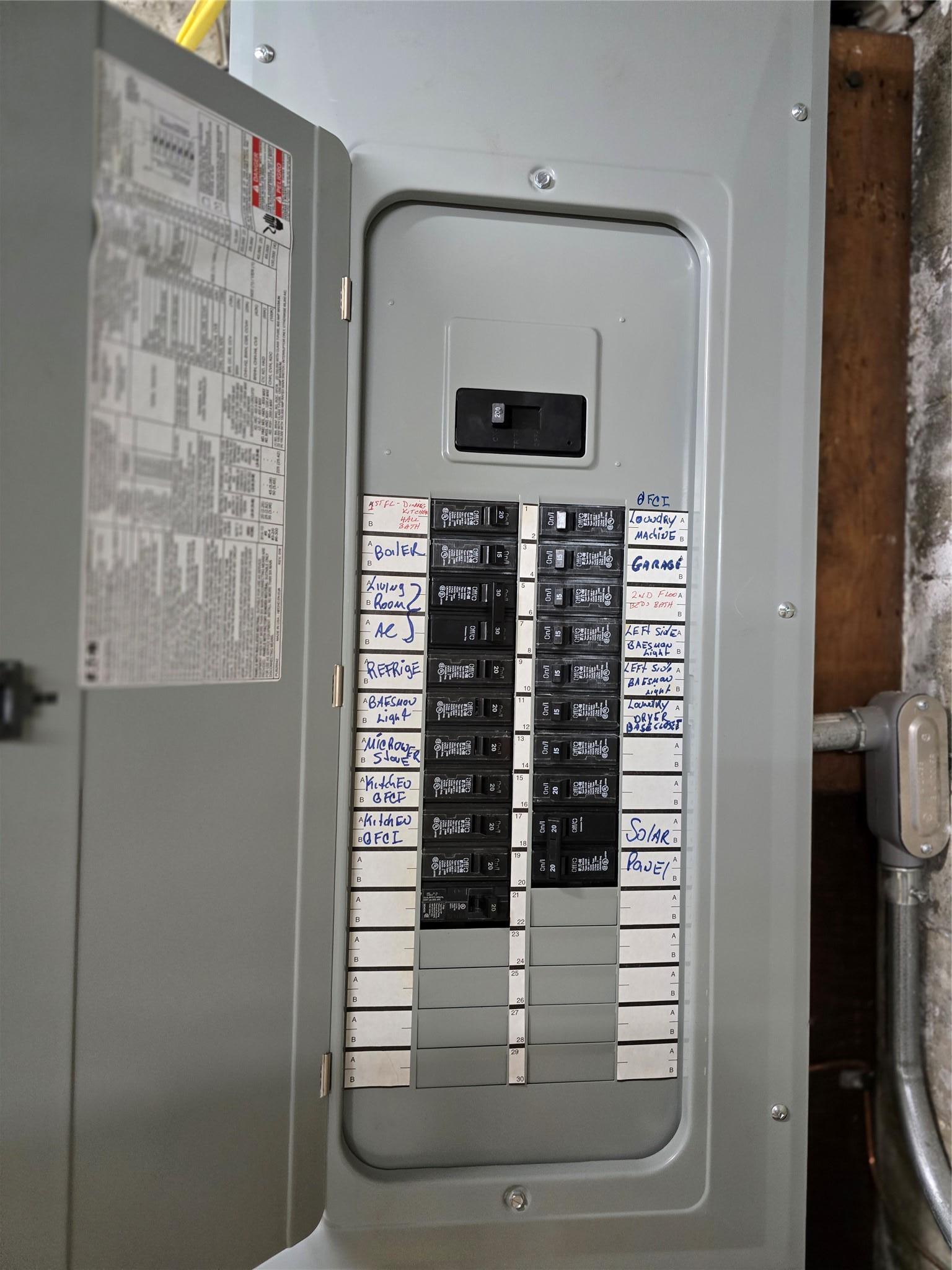 Single Family Dauntless  Nassau County, NY 11003, MLS-877899-26