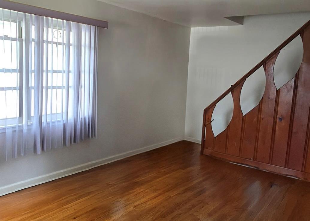 Single Family Dauntless  Nassau County, NY 11003, MLS-877899-5