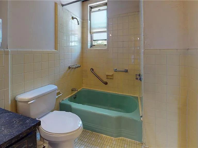 Single Family Utica  Brooklyn, NY 11234, MLS-877917-10