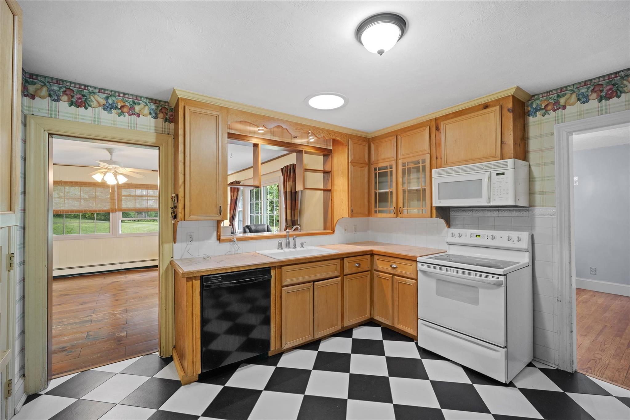 Single Family Tammany  Ulster County, NY 12401, MLS-877924-11