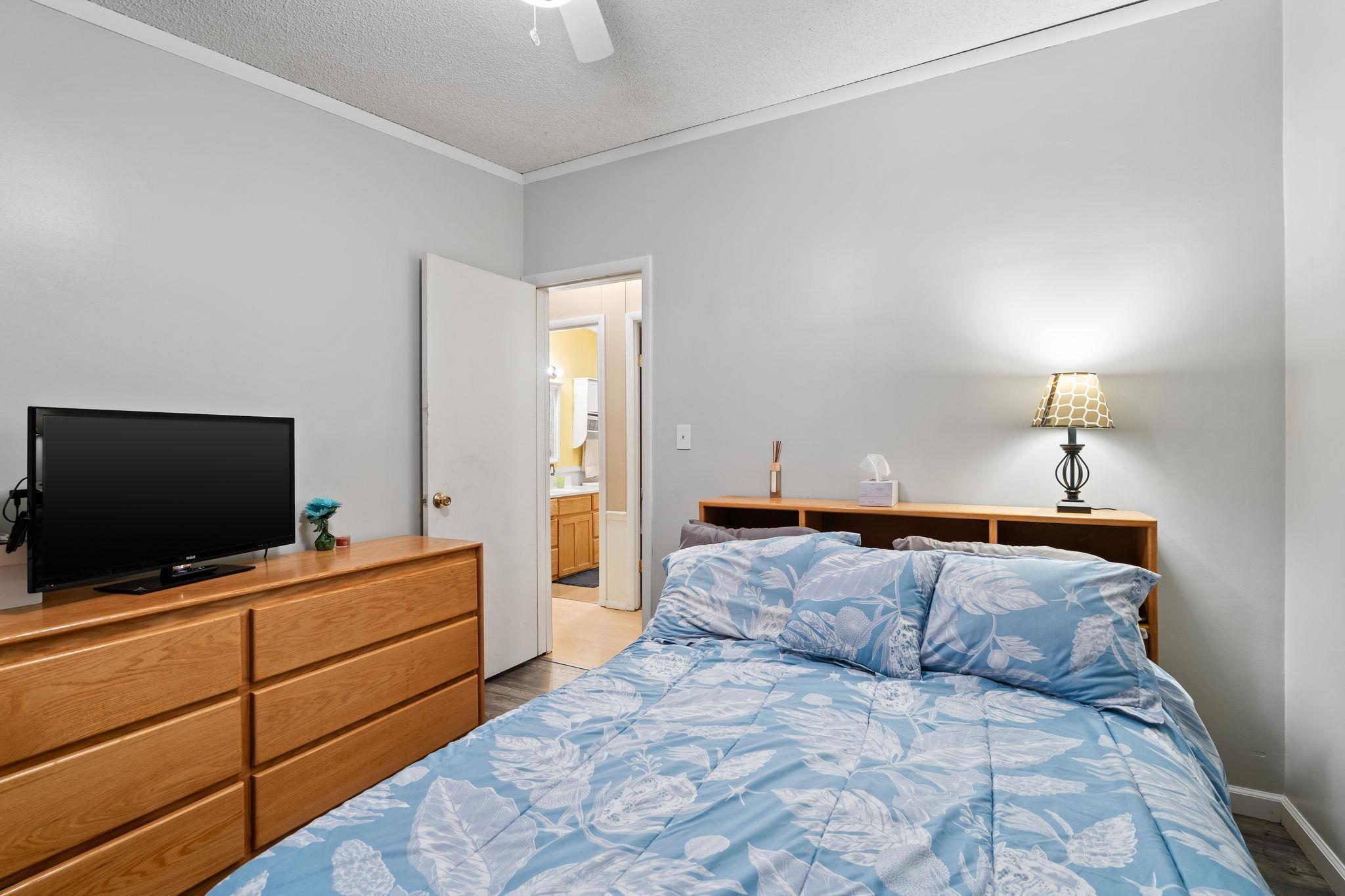 Single Family H Urban  Ulster County, NY 12515, MLS-877934-24