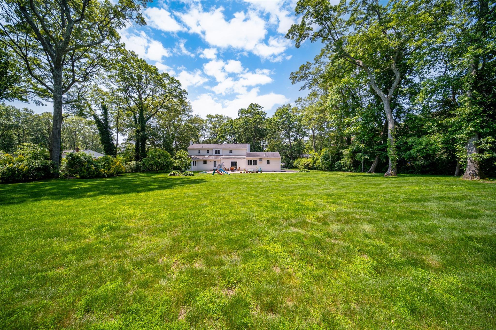 Single Family Highland  Suffolk County, NY 11746, MLS-877937-44