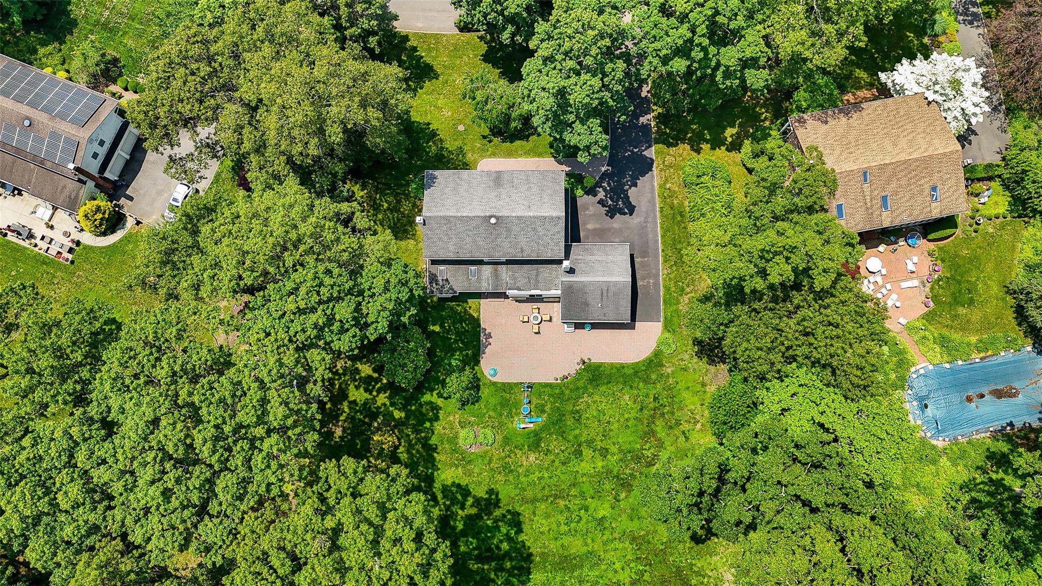 Single Family Highland  Suffolk County, NY 11746, MLS-877937-48
