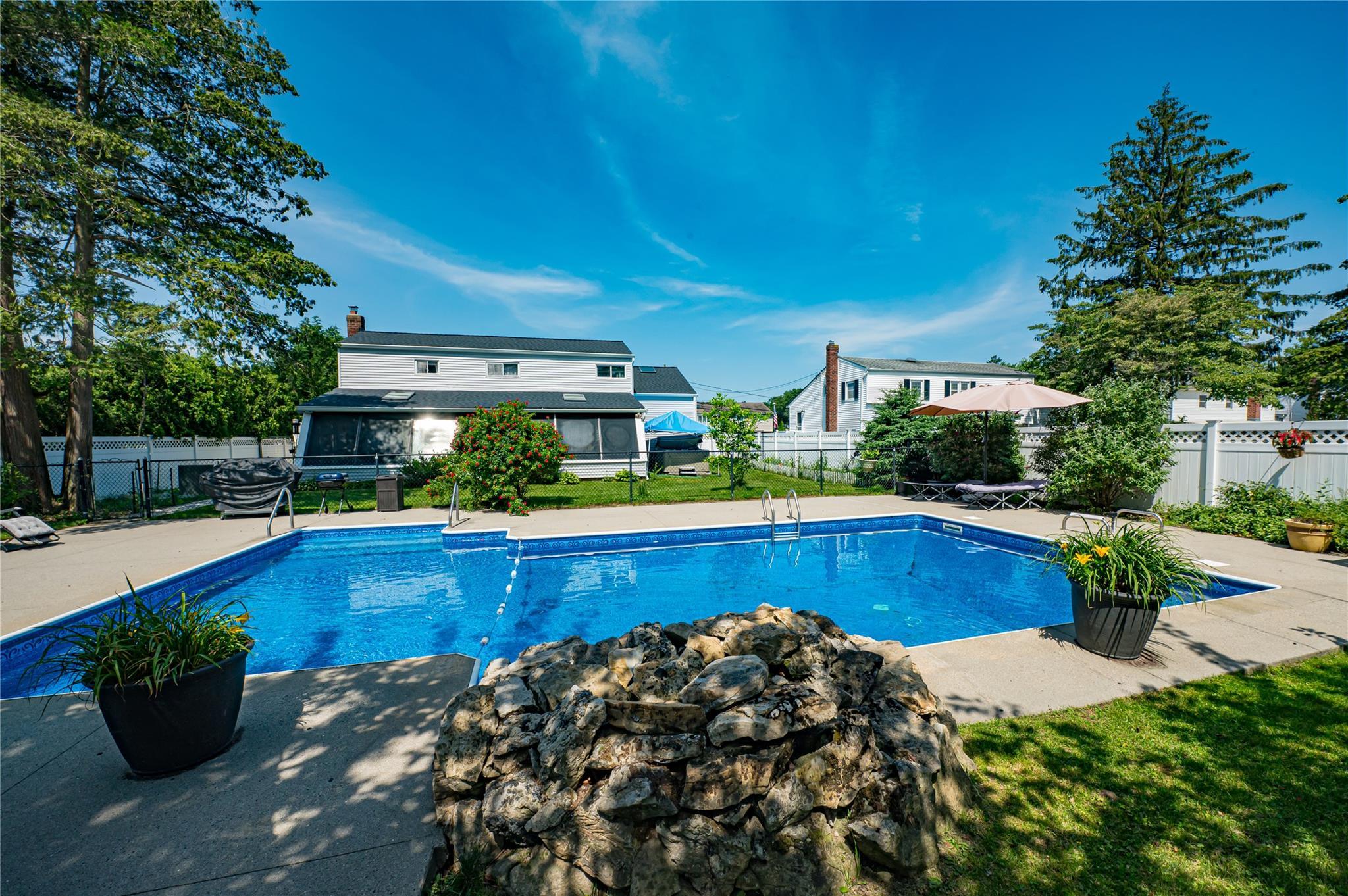 Single Family Graywood  Suffolk County, NY 11795, MLS-877945-19