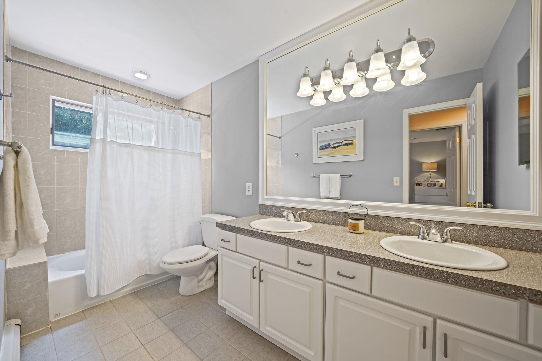 Single Family Caramel  Suffolk County, NY 11725, MLS-877959-35