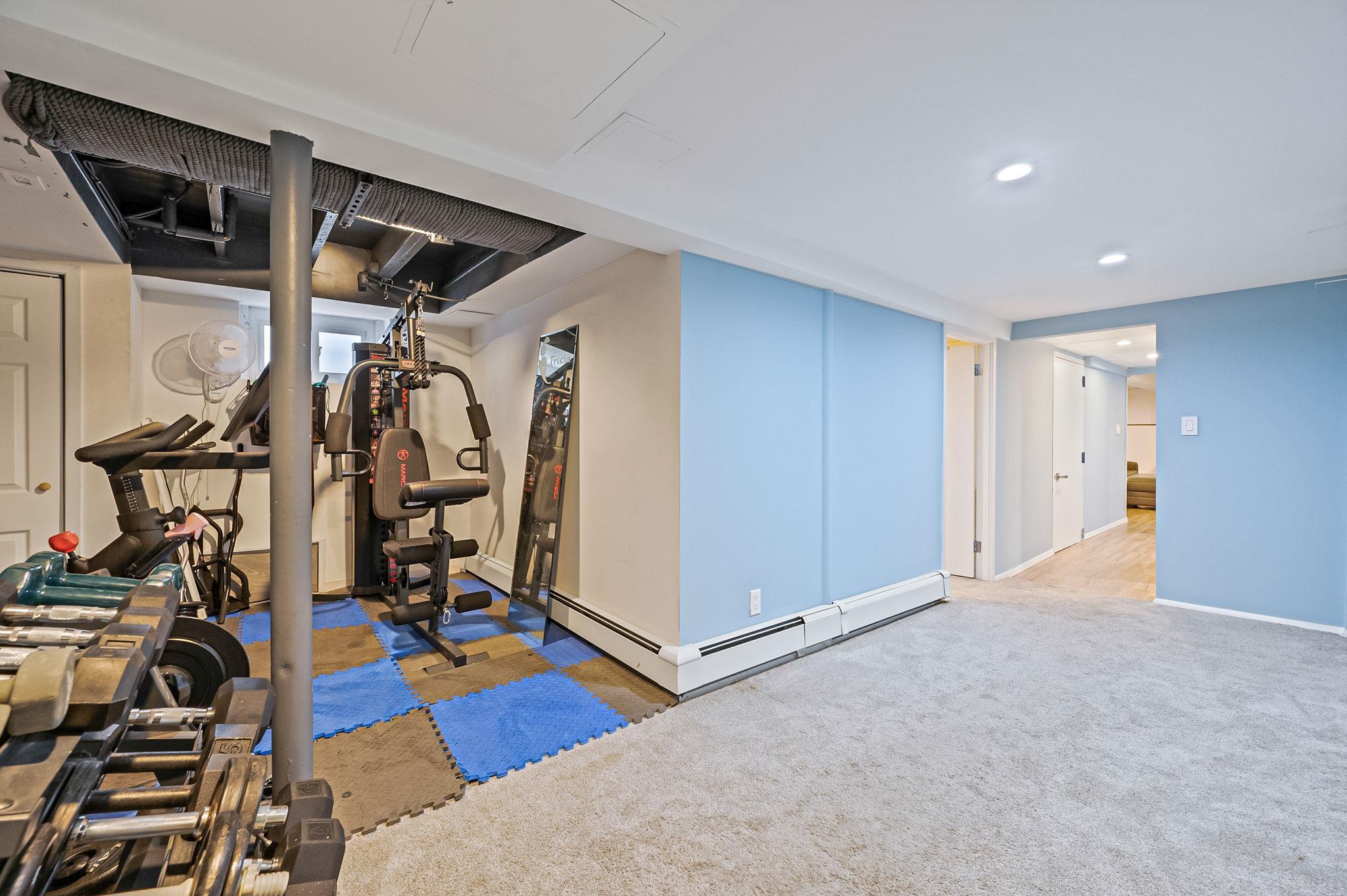 Single Family 79th  Queens, NY 11379, MLS-877973-31