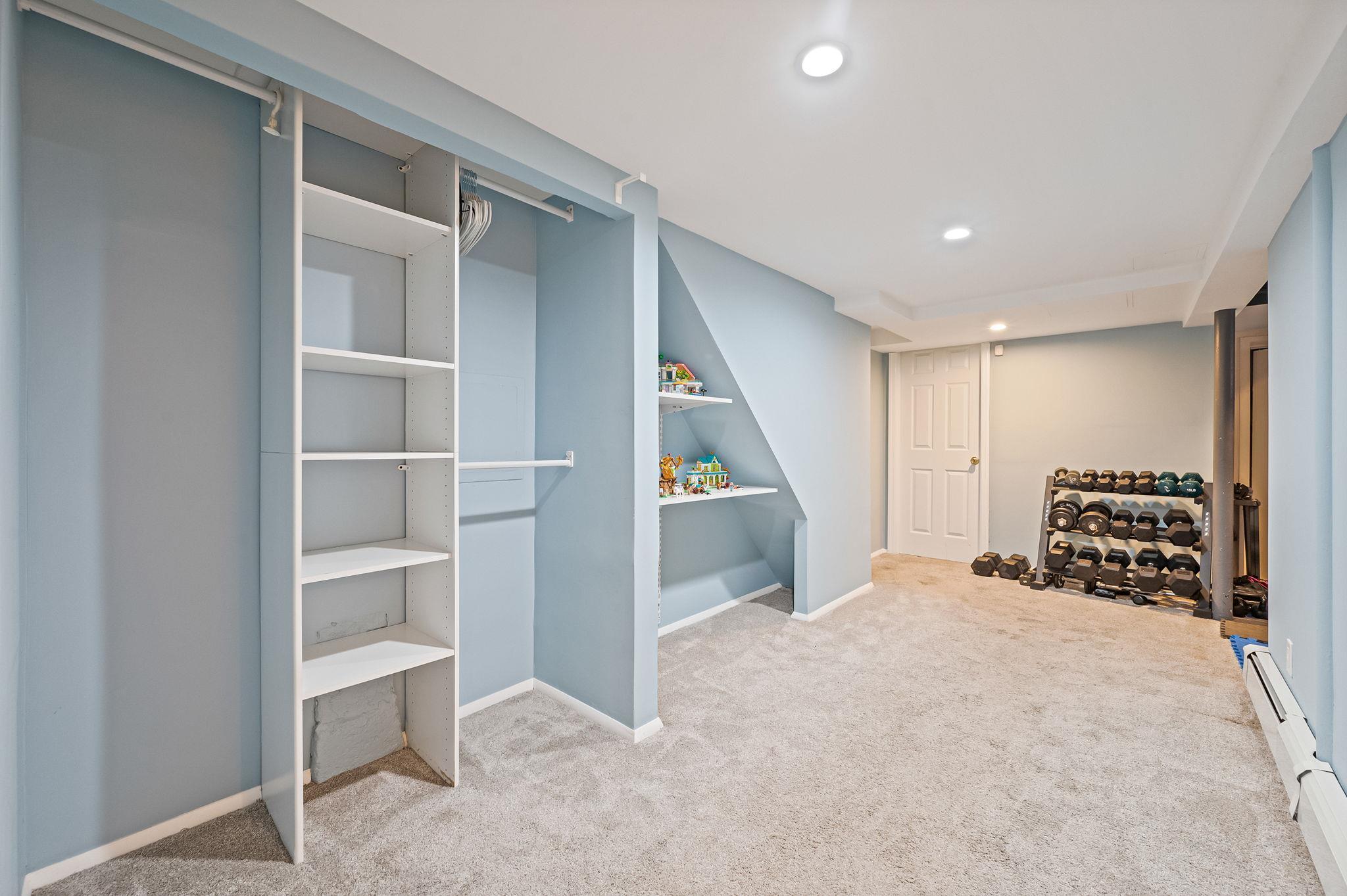 Single Family 79th  Queens, NY 11379, MLS-877973-33
