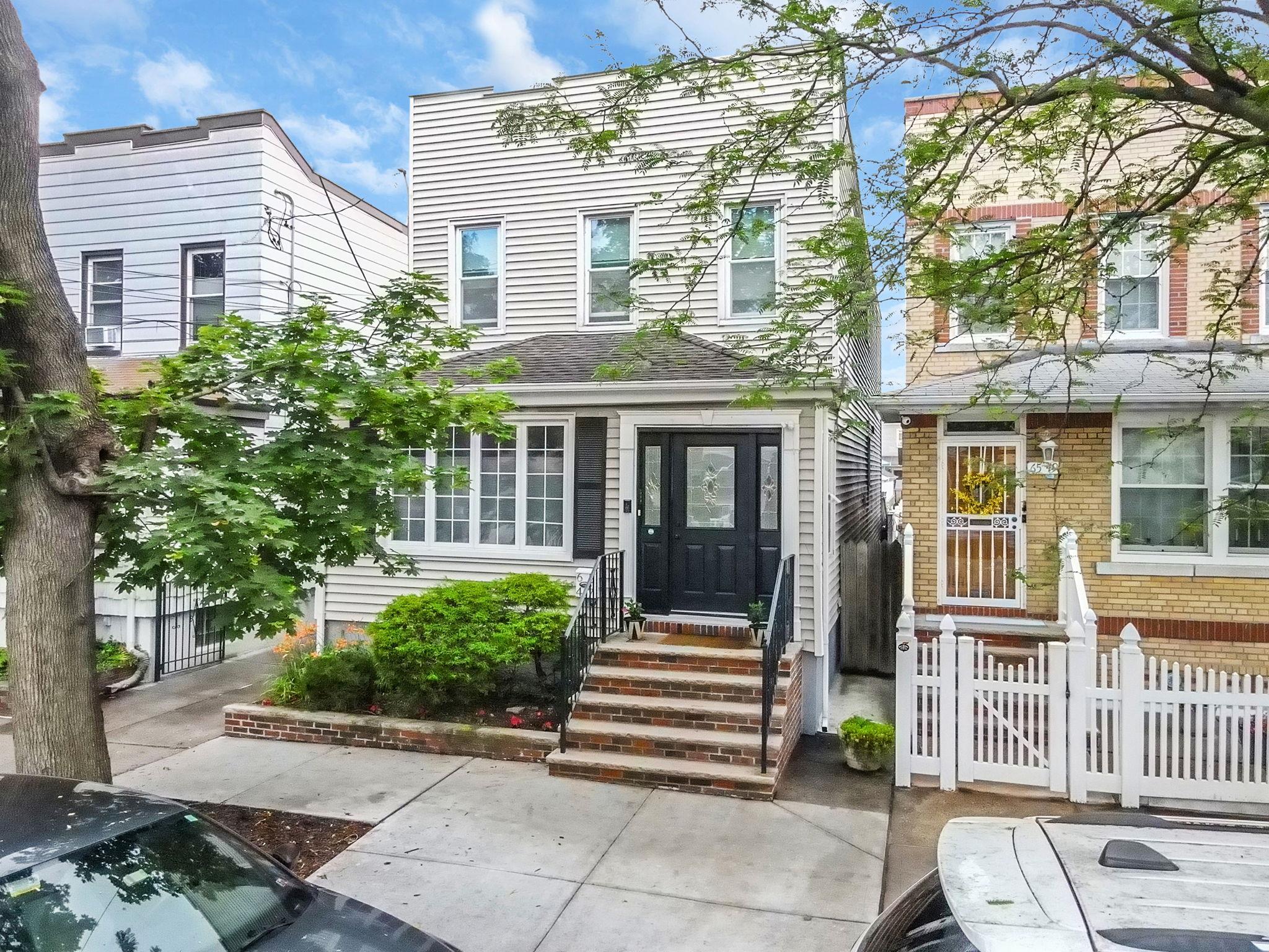 Single Family 79th  Queens, NY 11379, MLS-877973-4