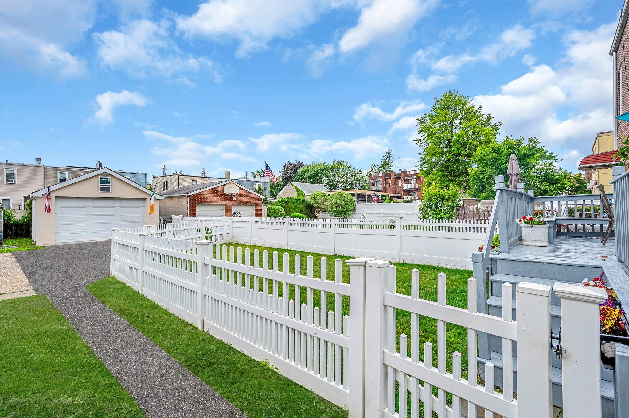 Single Family 79th  Queens, NY 11379, MLS-877973-6