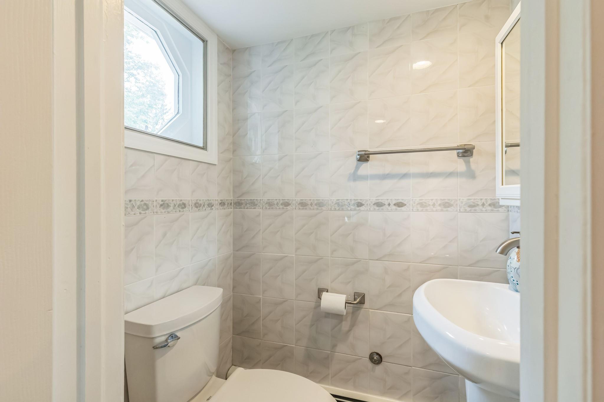 Single Family Tulipwood  Suffolk County, NY 11725, MLS-877986-12