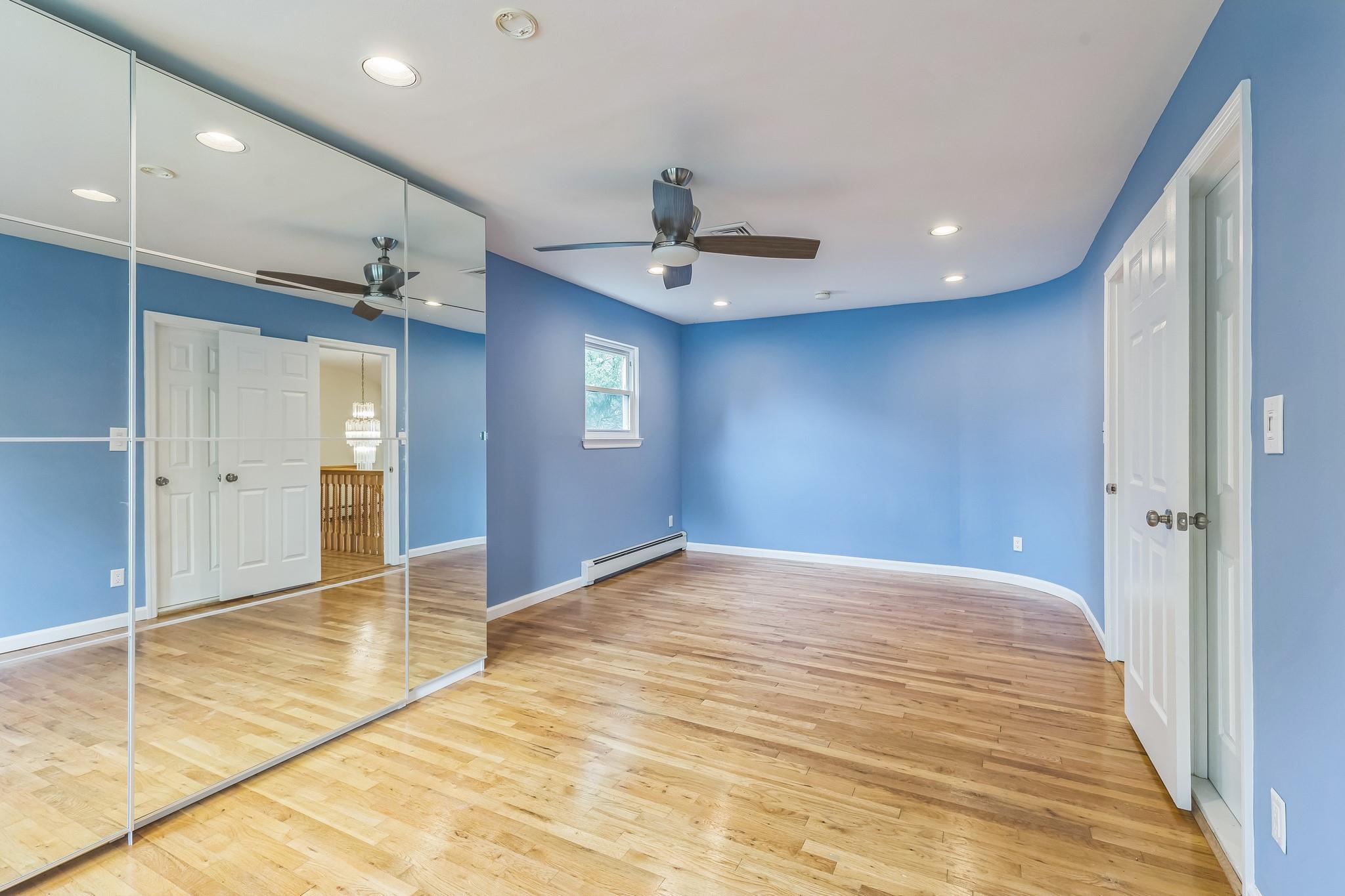 Single Family Tulipwood  Suffolk County, NY 11725, MLS-877986-17