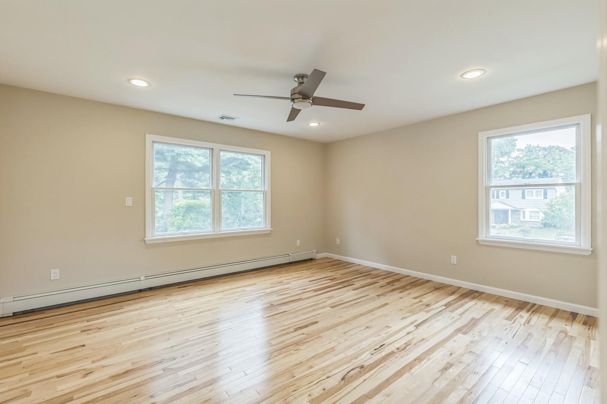 Single Family Tulipwood  Suffolk County, NY 11725, MLS-877986-21