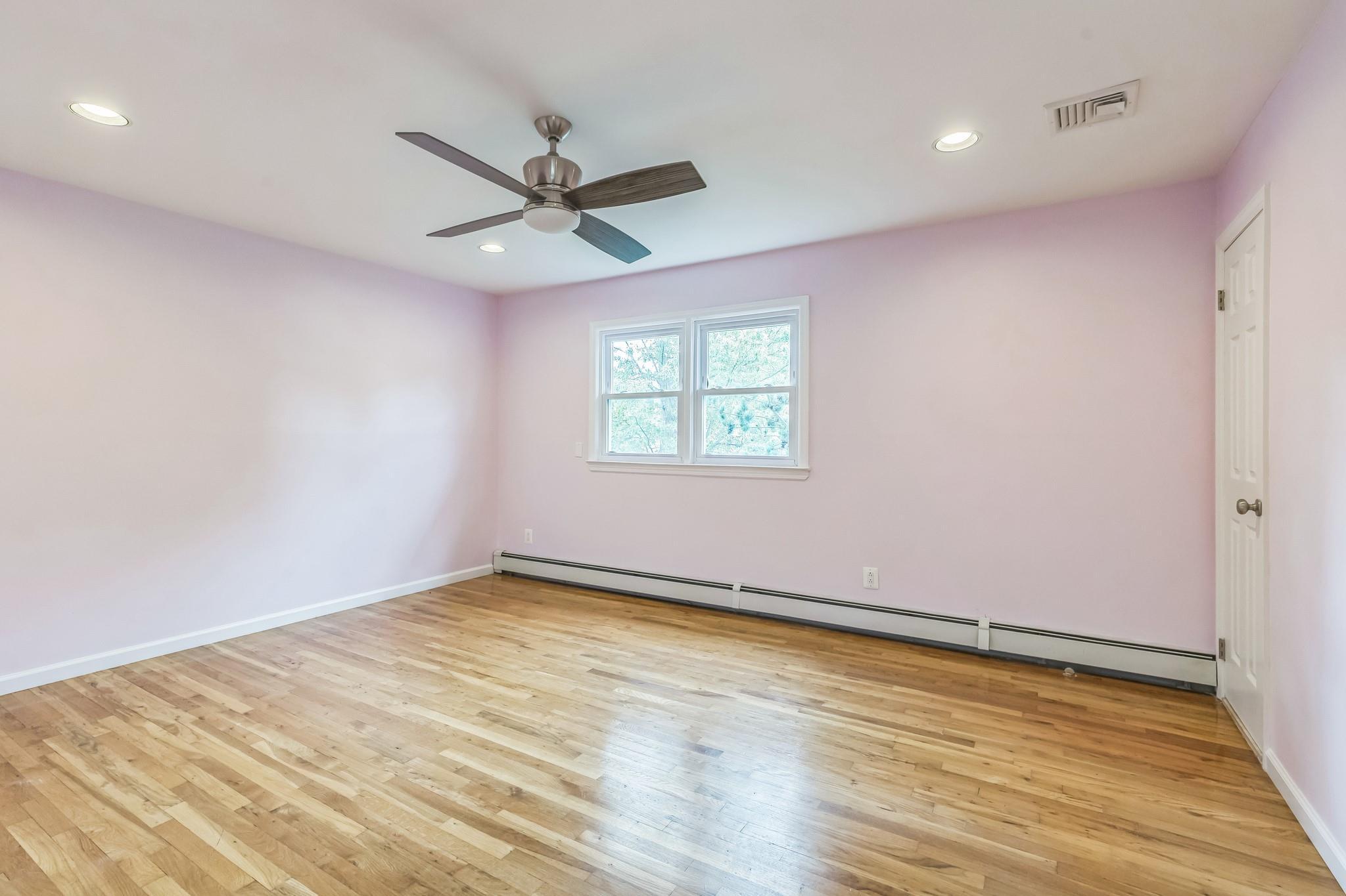 Single Family Tulipwood  Suffolk County, NY 11725, MLS-877986-24