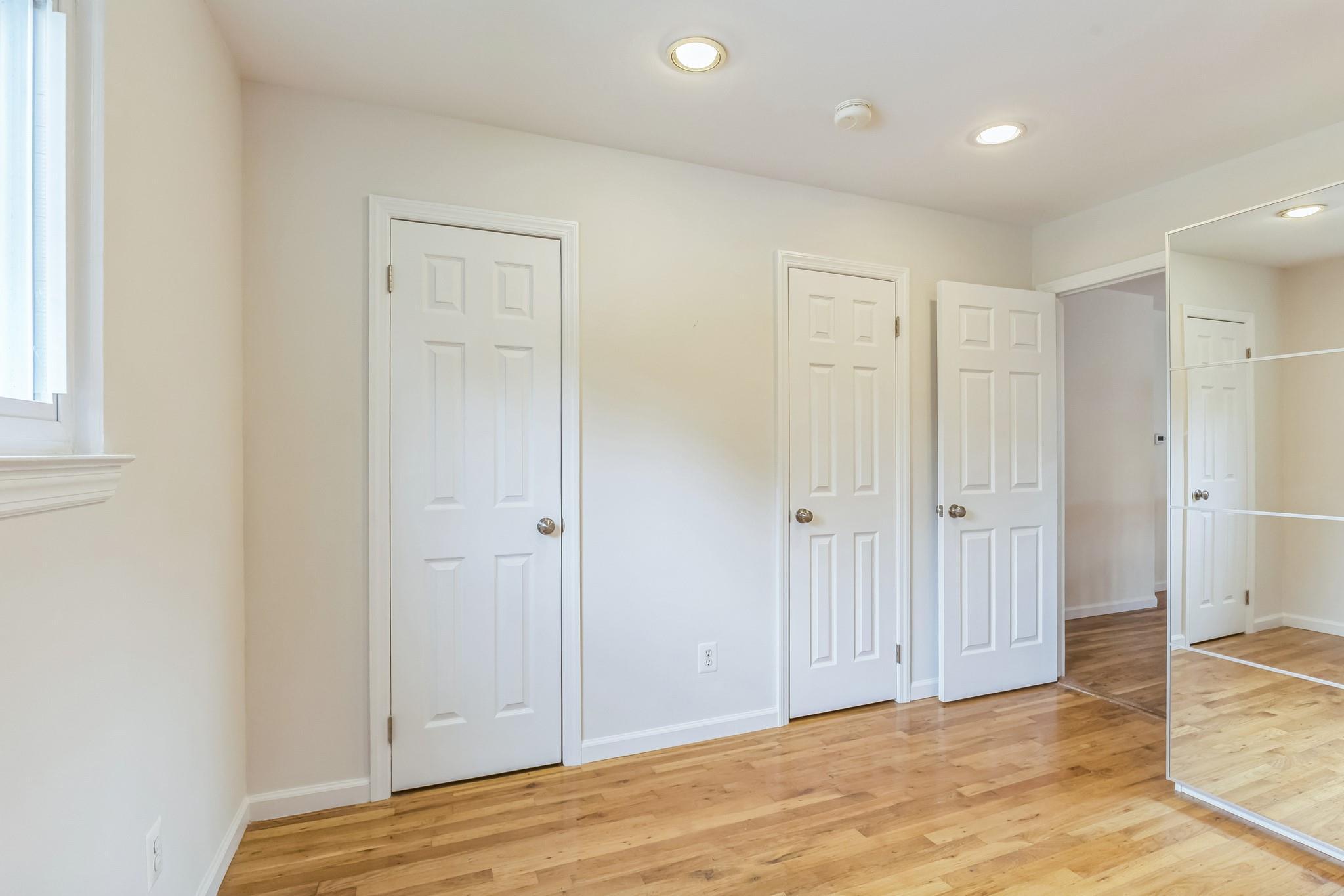 Single Family Tulipwood  Suffolk County, NY 11725, MLS-877986-26