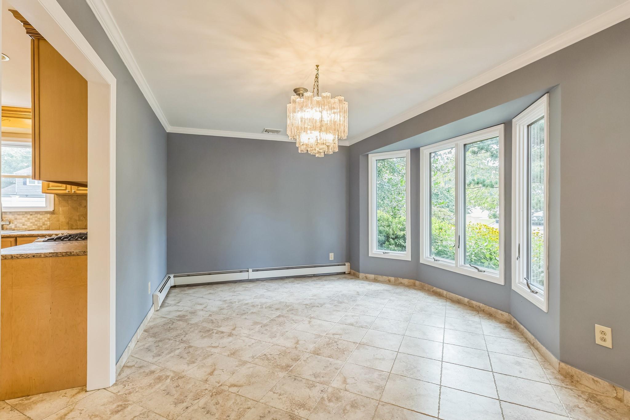 Single Family Tulipwood  Suffolk County, NY 11725, MLS-877986-7