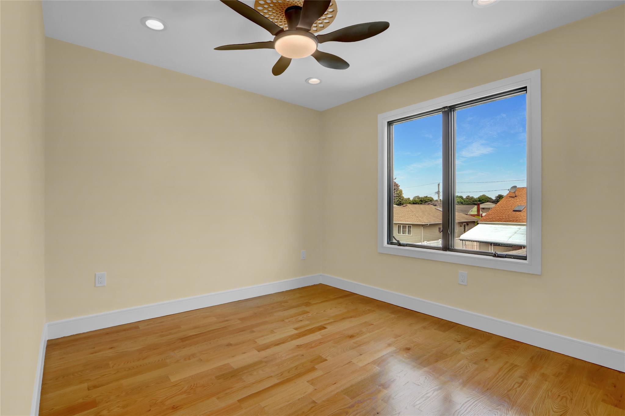 Single Family Locust  Nassau County, NY 11801, MLS-878012-15