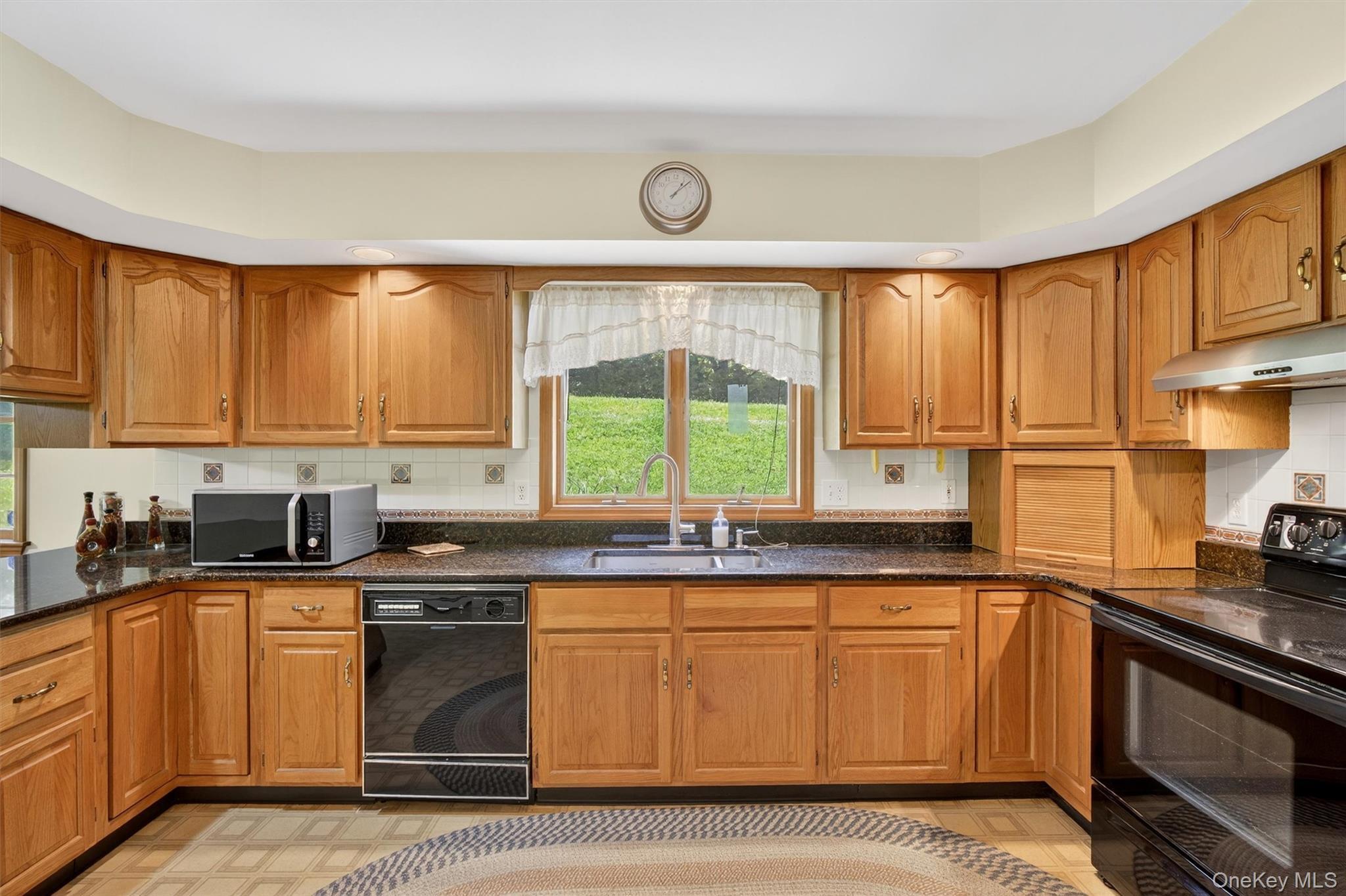 Single Family Toleman  Orange County, NY 12575, MLS-878015-13