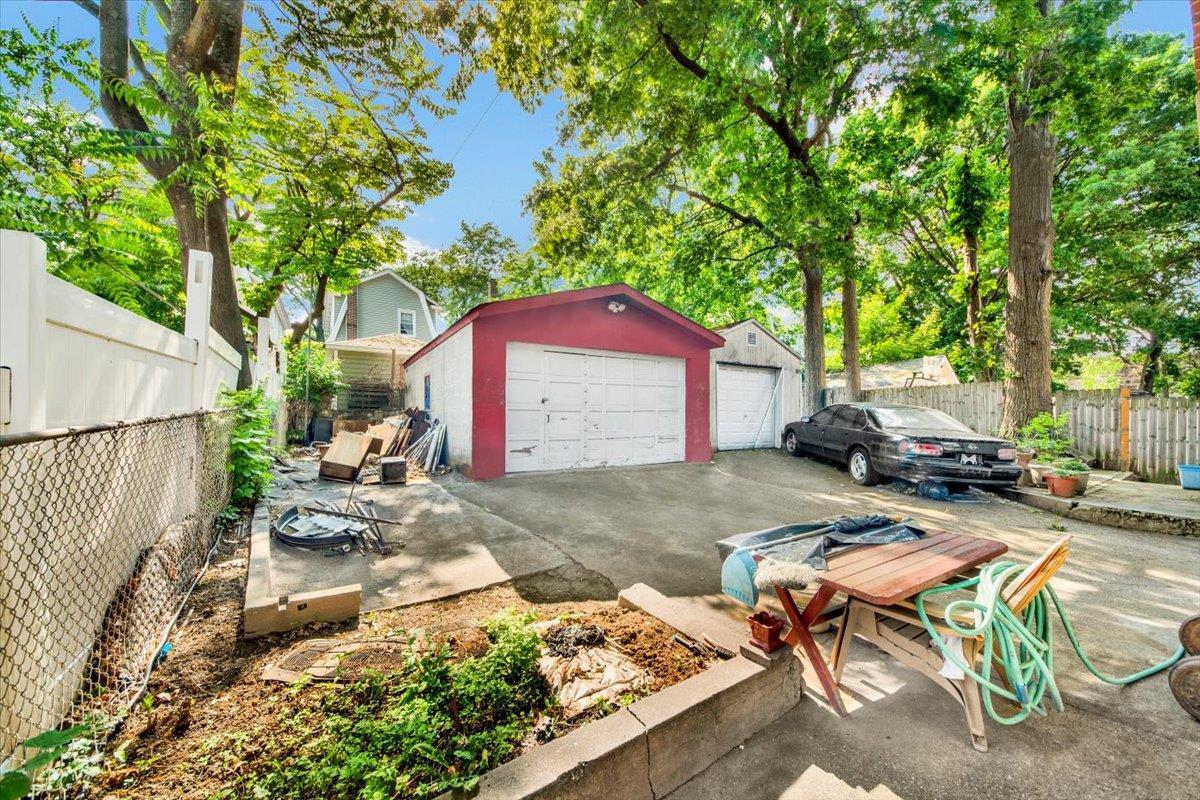 Single Family Edson  Bronx, NY 10466, MLS-878016-19